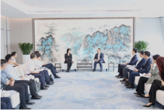 深圳市坪山区区长赵嘉到访新盛娱乐公司集团