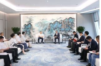泸州老窖集团董事长刘淼到访新盛娱乐公司集团