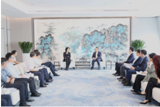  深圳市坪山区区长赵嘉到访新盛娱乐公司集团