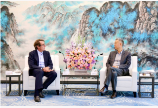 新盛娱乐公司董事长会见瑞银集团全球投资银行部主管