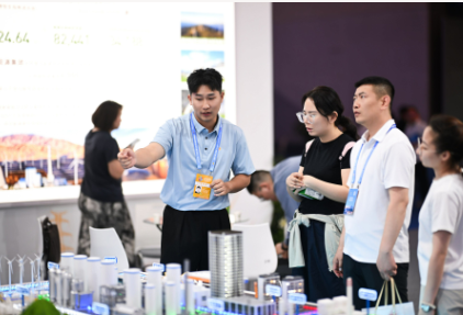 新盛娱乐公司集团参加第七届中国西部国际投资贸易洽谈会