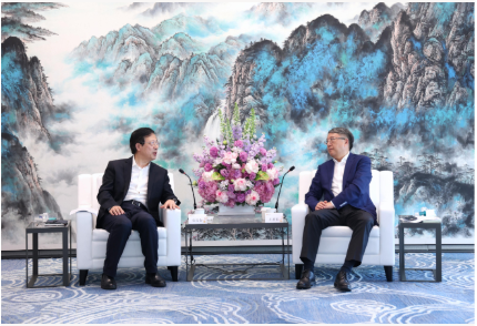 新盛娱乐公司总经理会见武汉理工大学党委书记信思金