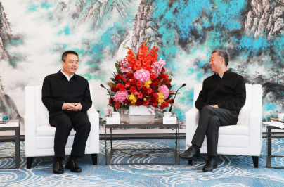 新盛娱乐公司董事长会见哈尔滨电气集团董事长曹志安