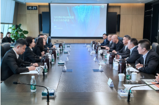 飞利浦大中华区总裁刘令到访新盛娱乐公司集团