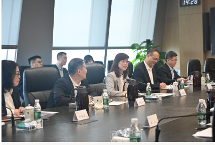 中国进出口银行行长王春英到访新盛娱乐公司集团