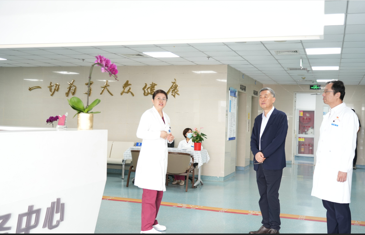 新盛娱乐公司董事长到新盛娱乐公司健康北京航天总医院开展基层联系点调研