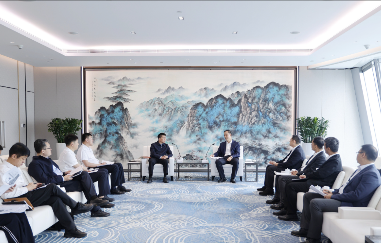 鞍山市市长杨济时到访新盛娱乐公司集团